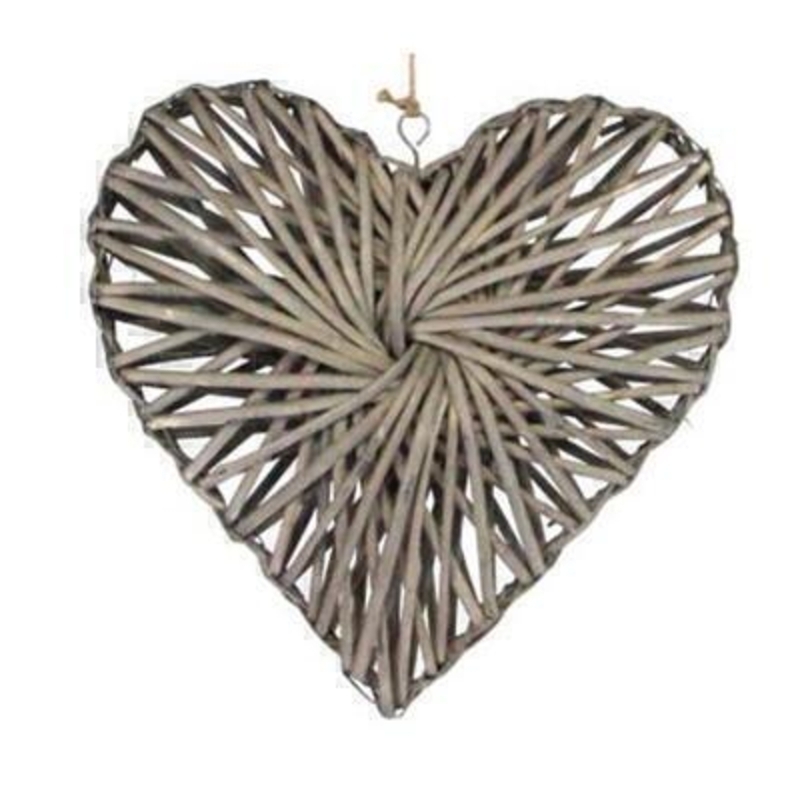 Rustic woven Willow love heart hanging decoration by Gisela Graham. This vintage style heart would make a beautiful gift for a wedding or to a loved one. Size 41x41x10cm